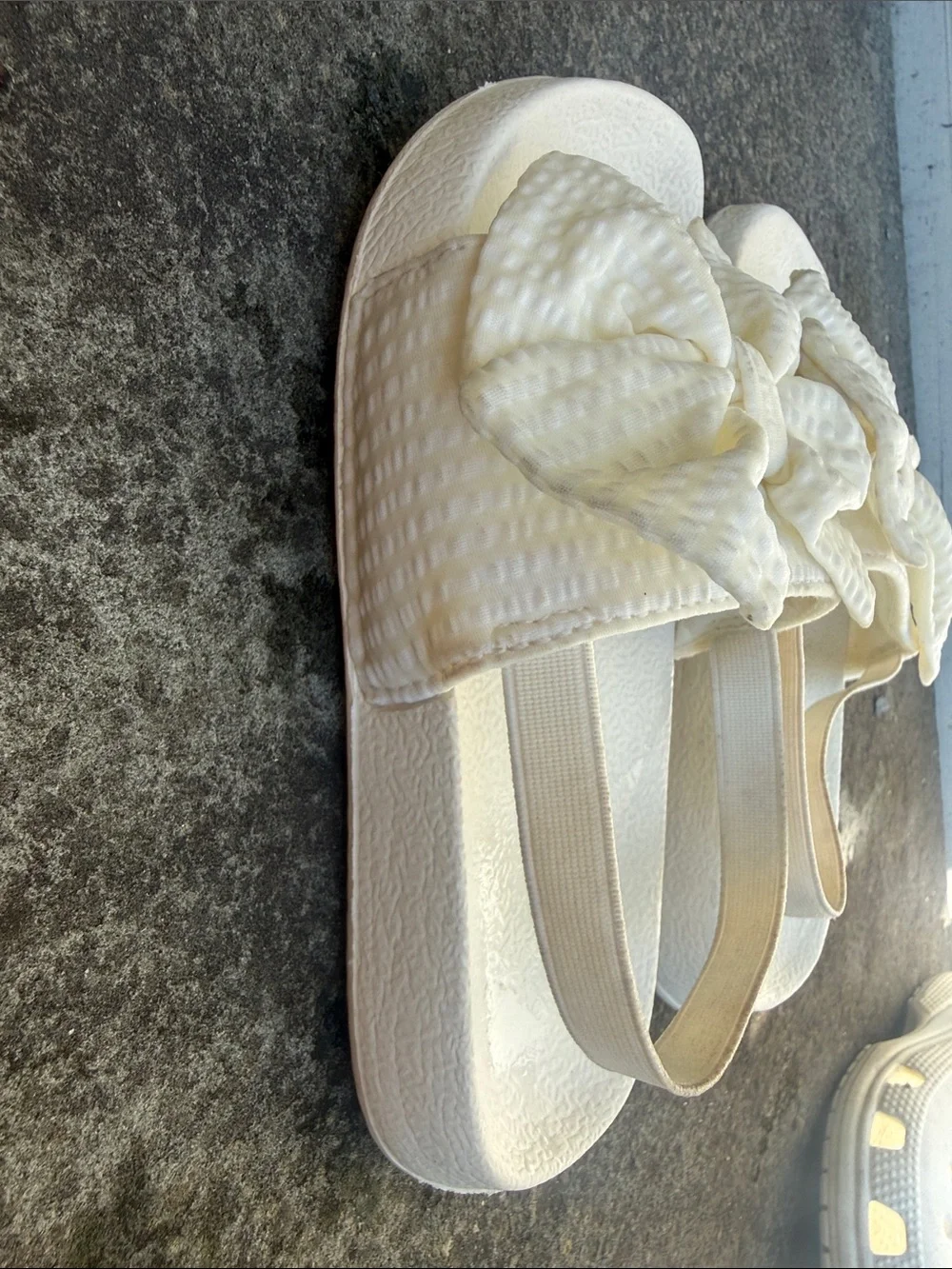 Zara Cream Bow Slide Sandals with Back Strap
